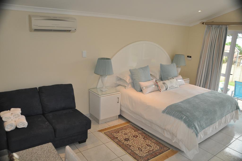 King Palm Self-Catering Suite Дърбан Стая снимка