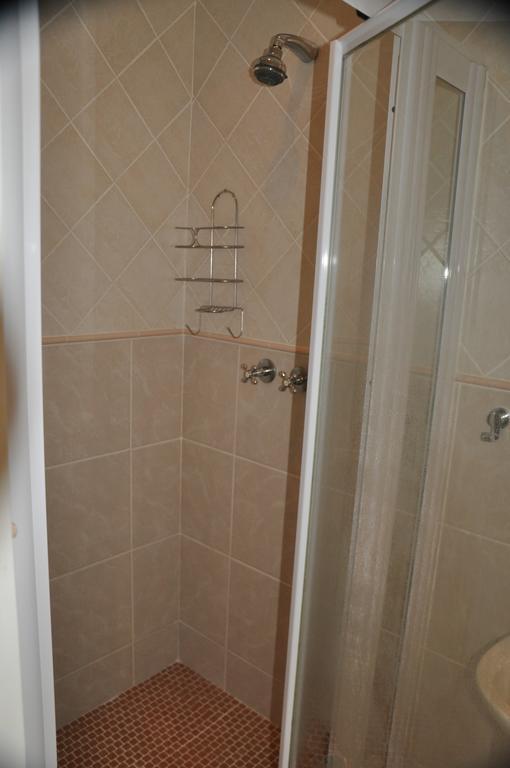 King Palm Self-Catering Suite Дърбан Стая снимка